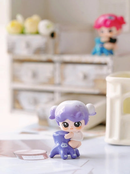XAXA -give me a hug mini blind box