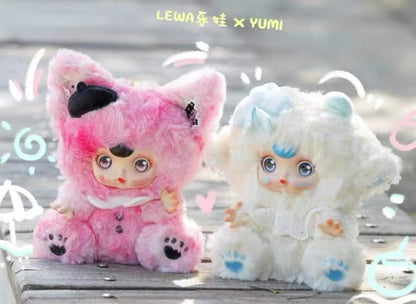 LEMA Yumi Hugged and Slept Toghter