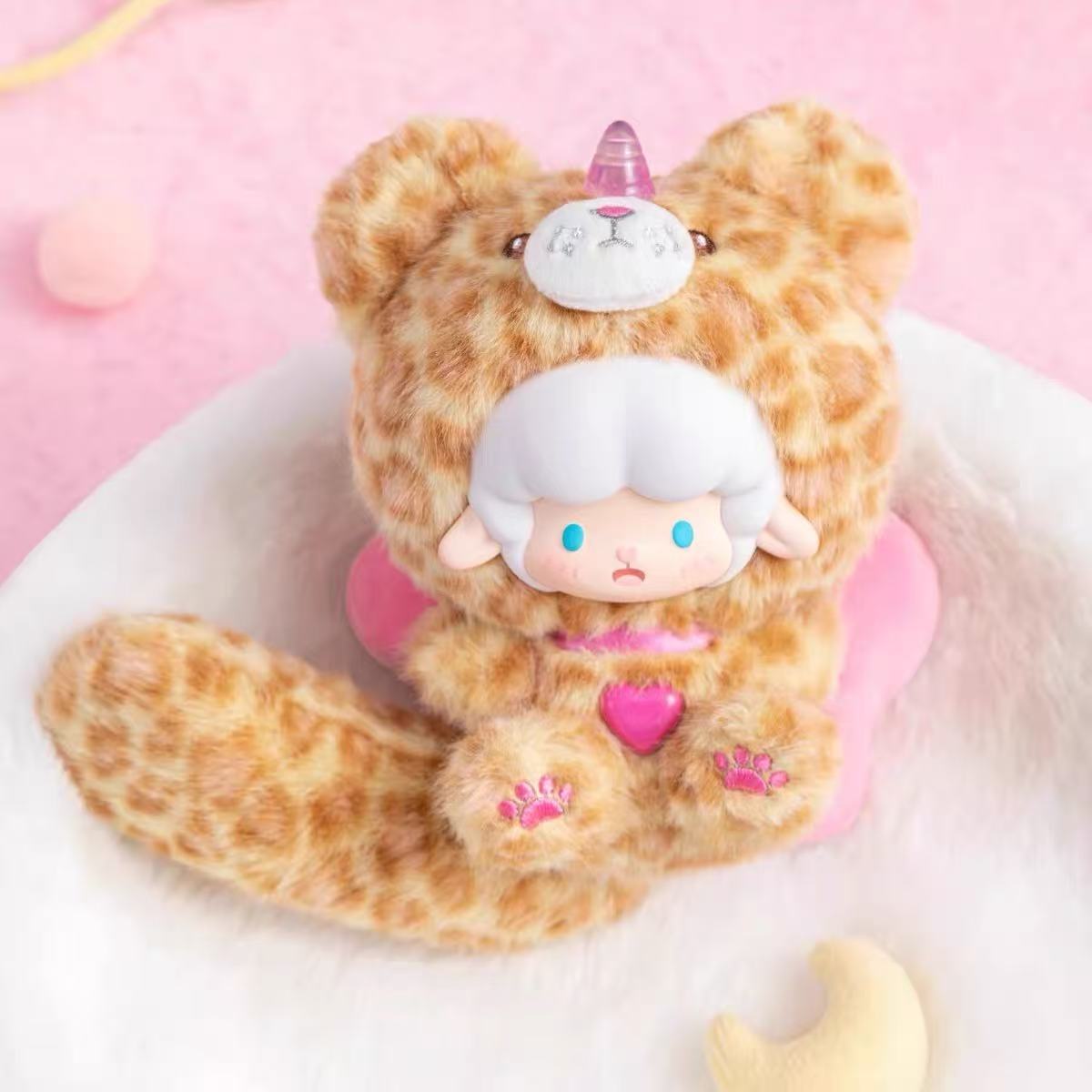 Gyun Big Tailed Criter Crew Series  Plush toy doll