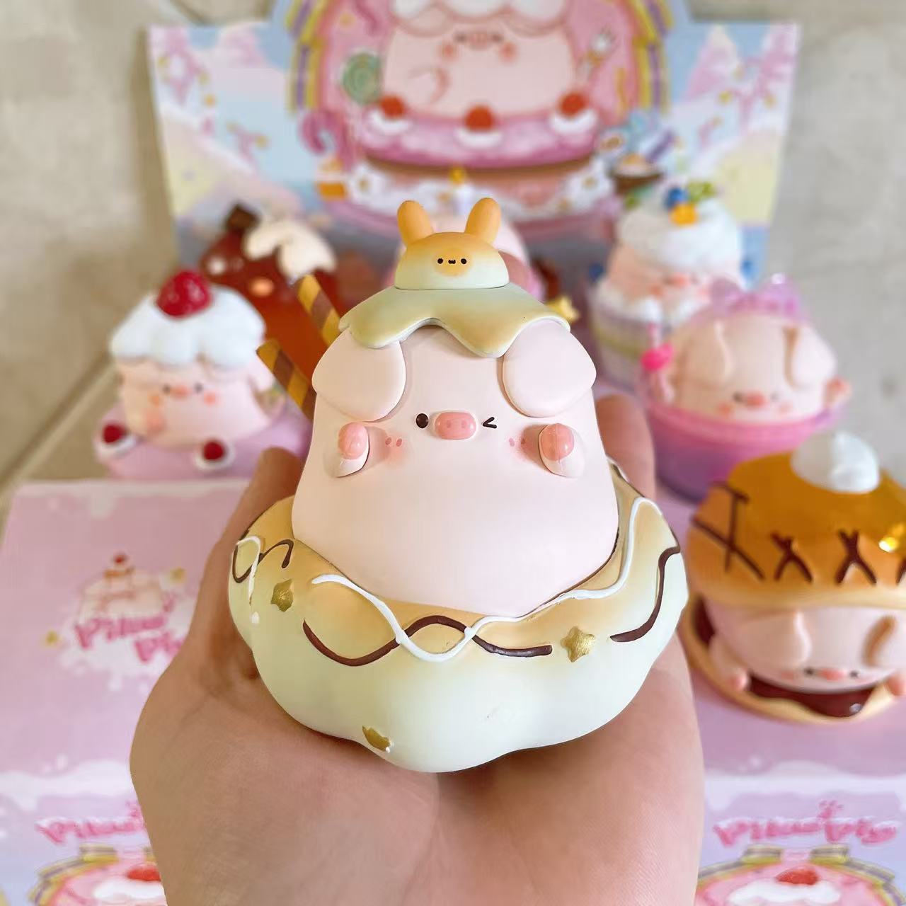 Piko Pig Dessert Series Figures