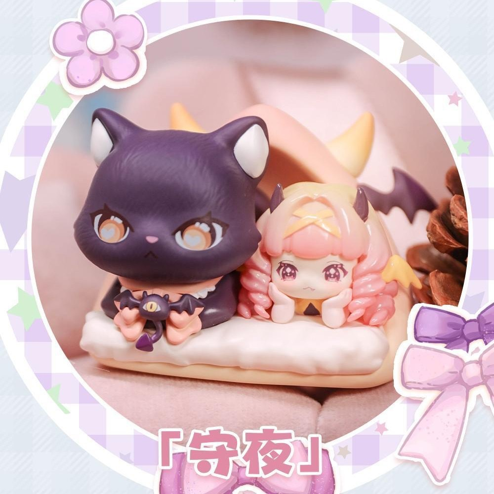 Cat Moni - Kitty keeps you company