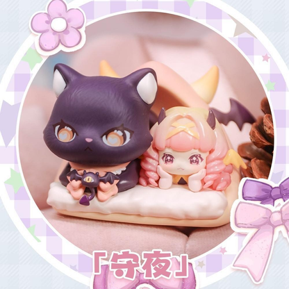 Cat Moni - Kitty keeps you company
